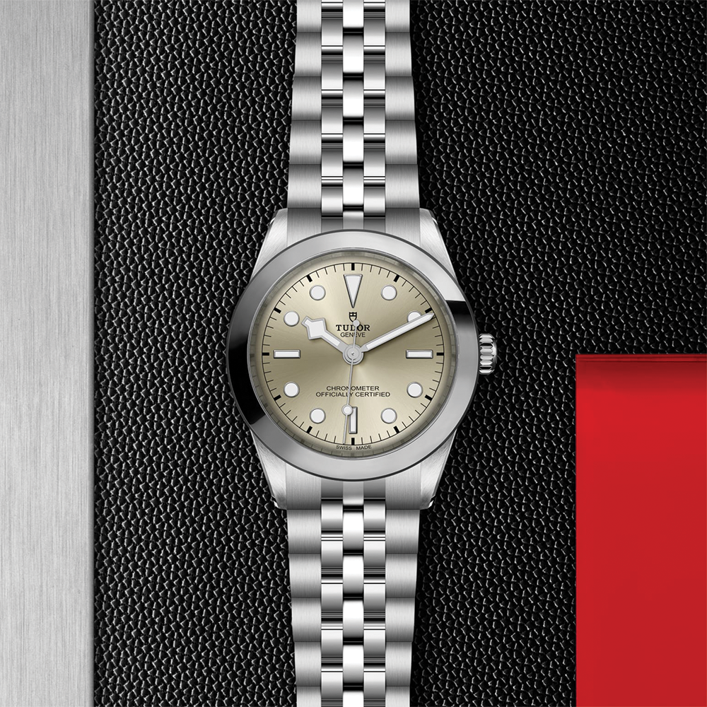Black Bay One 39mm - Light Champagne on Bracelet