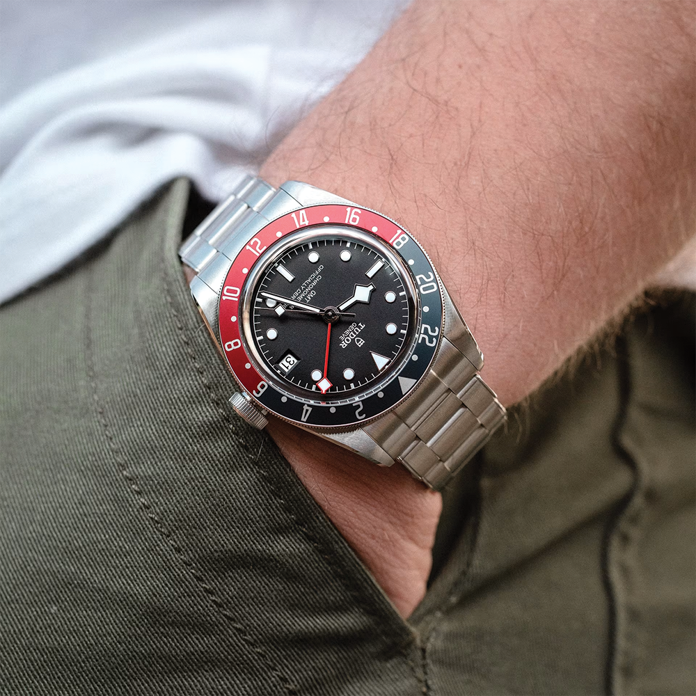 Black Bay GMT 41mm - Black on Bracelet