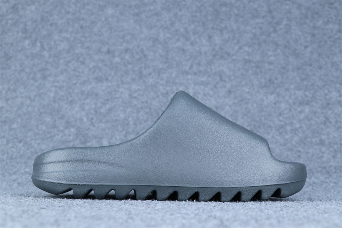 Yeezy Slides 'Slate Grey'