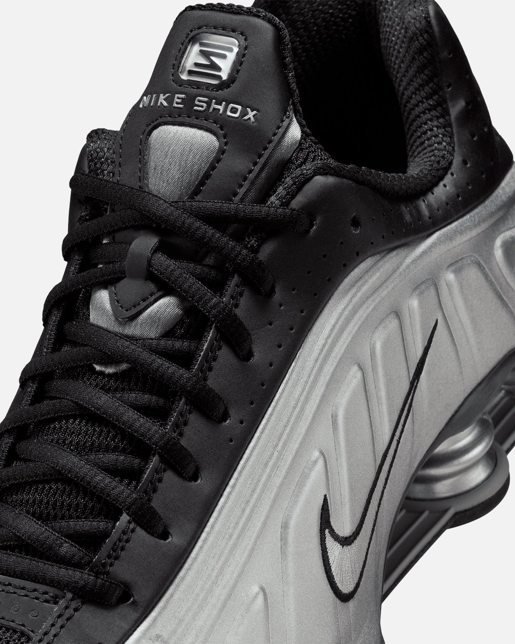 Nike Shox R4 Silver